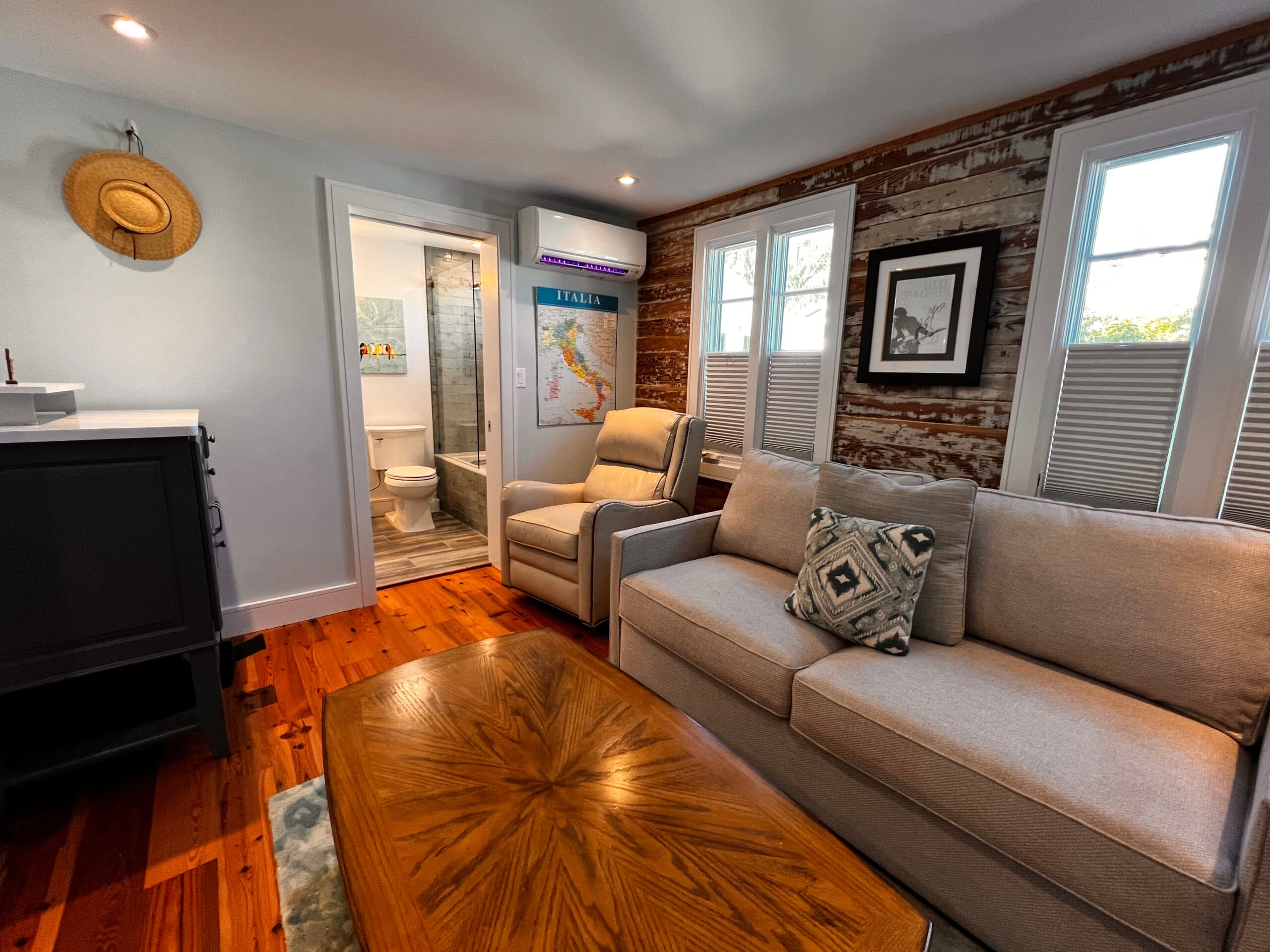 A beautifully staged Key West home exterior